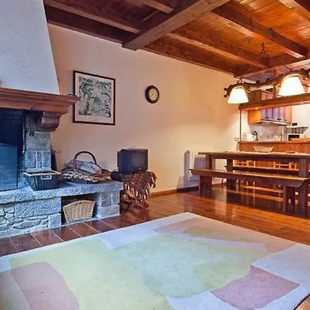 Casa Aranesa Cardenal Apartment *